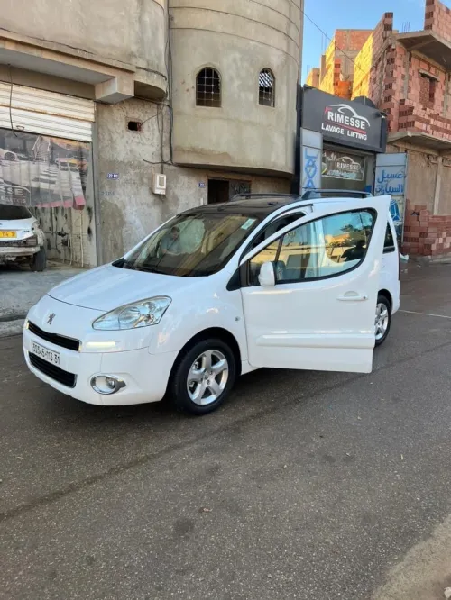 Peugeot Partner 2013 Tepee Allure 