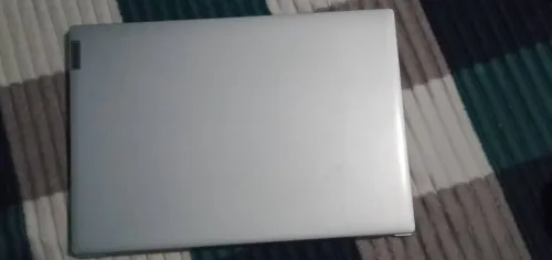 Lenovo  Ideapad  SLIM 3  17" RAM 08 512 SSD