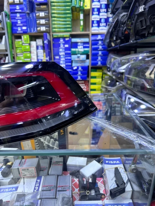 Feu arrière golf 8.5