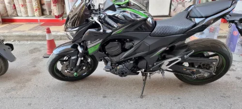 Suzuki Z800 R 2016