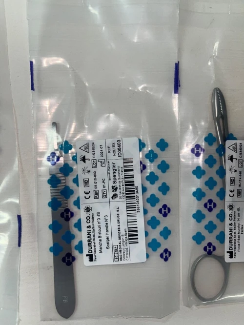 Boîte pour petite chirurgie 11 elements