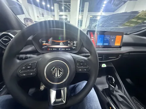 MG MG5 2026 MG5 Luxury Edition