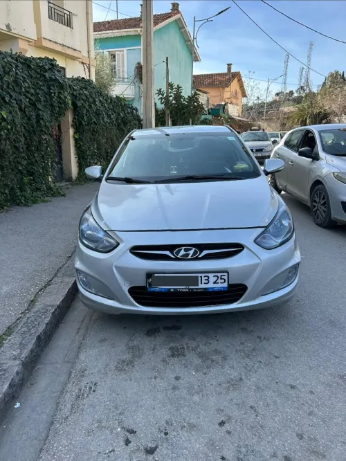 Hyundai Accent RB  5 portes 2013 Style