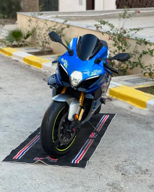 Suzuki M01 