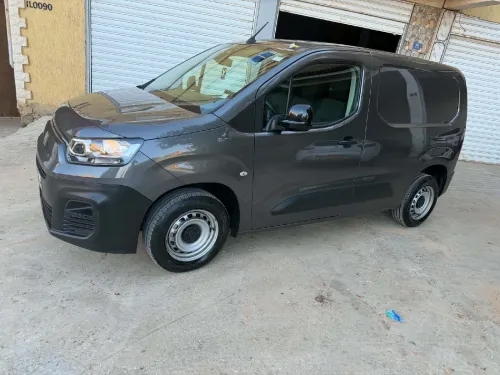Fiat Doblo 2024 Italien
