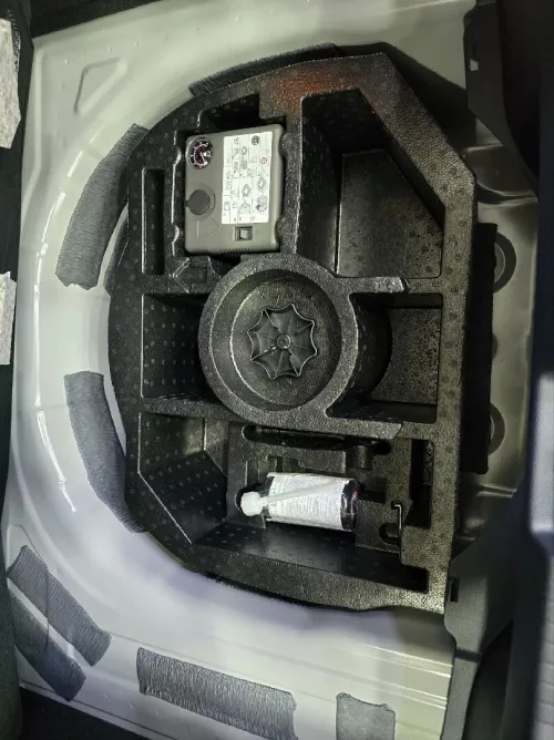 Volkswagen Tahru 2025 Ruixiang
