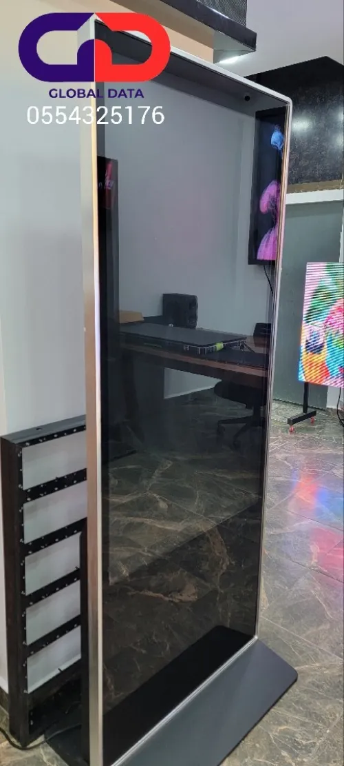 Des totem tactile 55pouse 65 pouse en location est vente 