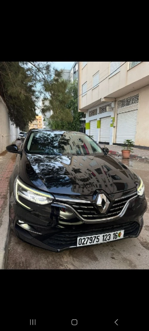 Renault Megan sedan 2023 La toute option