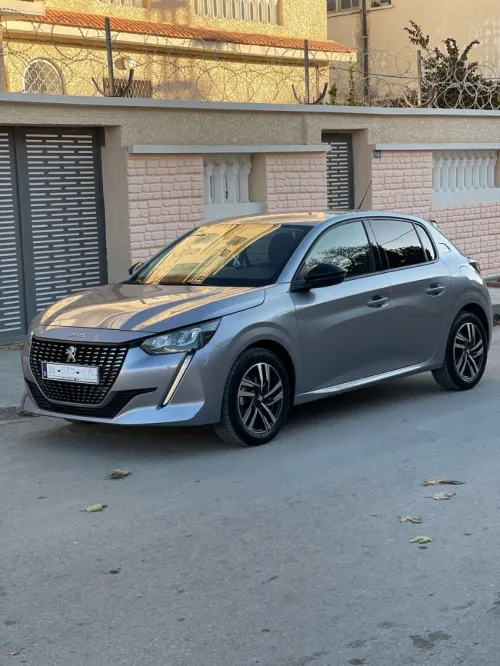 Peugeot 208 2024 Allure