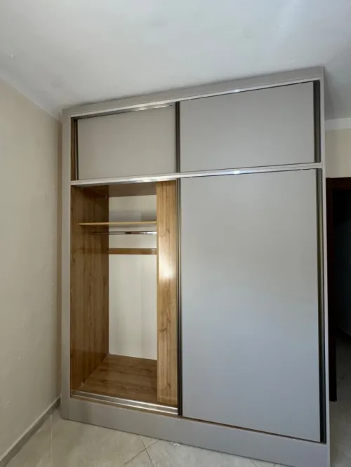 Dressing placard sur mesure moderne mdf high gloss خزانة ملابس