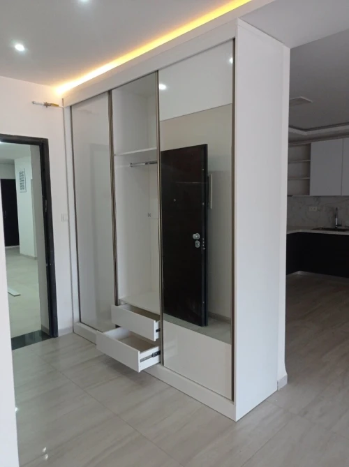 Dressing armoire placard moderne sur mesure خزانات ملابس