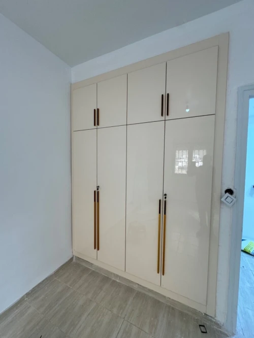 Dressing armoire placard moderne sur mesure خزانات ملابس