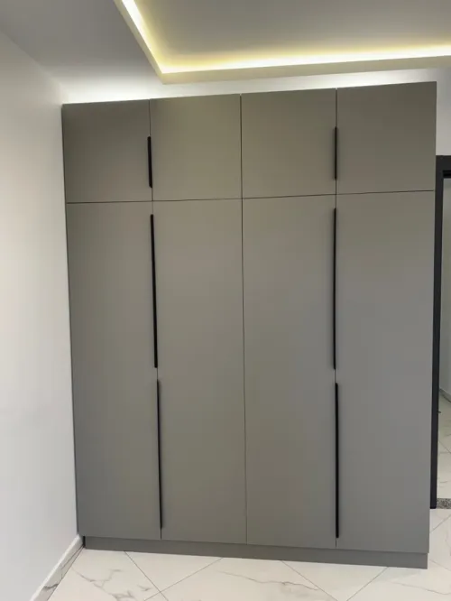 Dressing placard sur mesure moderne mdf high gloss خزانة ملابس