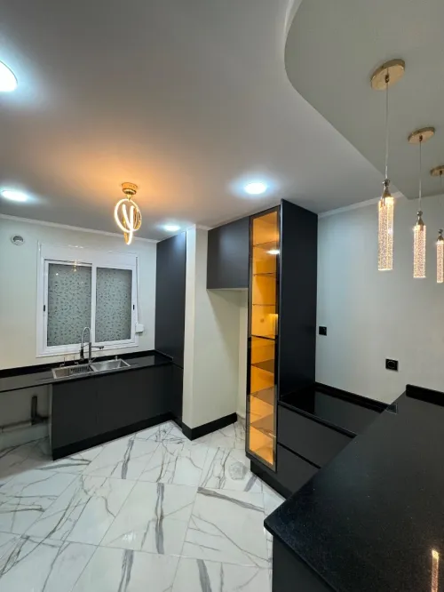 cuisine équipée moderne et sur mesure HIGH GLOSS 