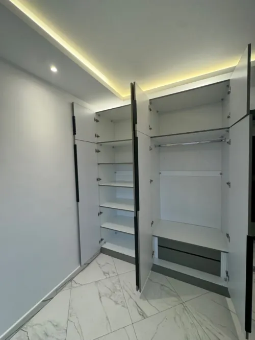 dressing et placard sur mesure moderne خزانات ملابس