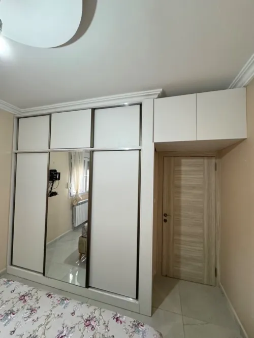 Dressing placard sur mesure moderne mdf high gloss خزانة ملابس