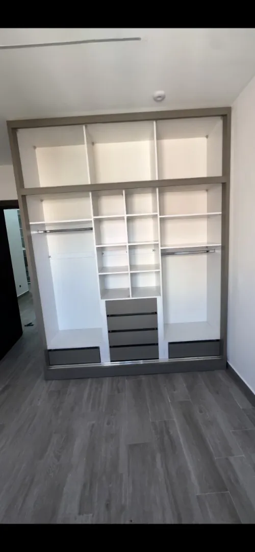 dressing et placard sur mesure moderne خزانات ملابس