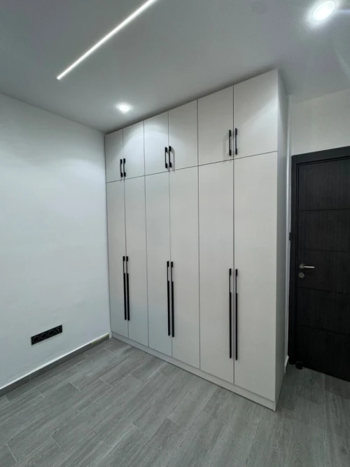 Dressing armoire placard moderne sur mesure خزانات ملابس