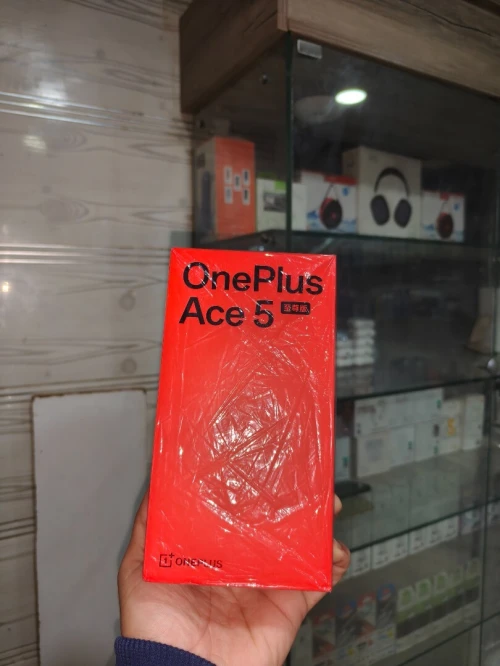 One plus Ace 5 ultra