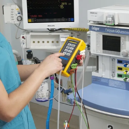 Simulateur Fluke ProSim 4 | Testeur ECG, PNI, Respiration et PI Biomédical