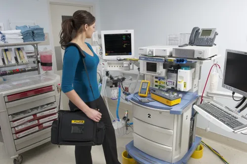 Simulateur Fluke ProSim 4 | Testeur ECG, PNI, Respiration et PI Biomédical