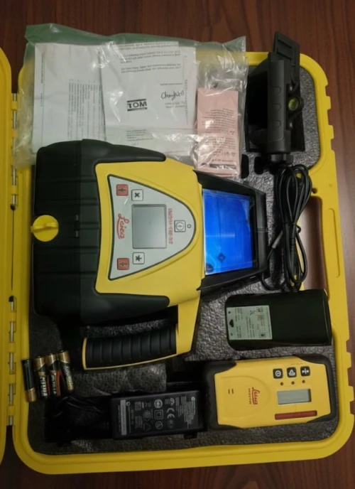 niveau laser Leica Rugby 320SG avec Rod Eye plus