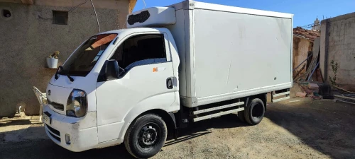 Kia كيا k2700 2019