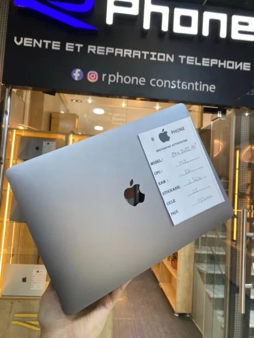 Macbook pro 2022 TB M2 8g 256ssd cycle 28 libire  
