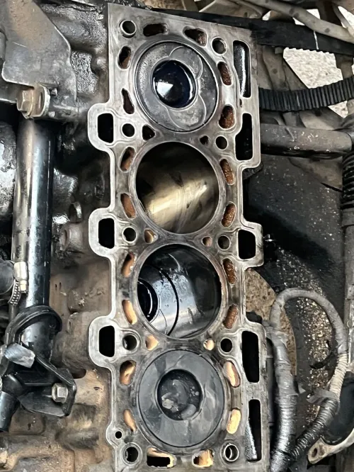 Demi mouteur 1.5Dci 85ch(Mégane 2)