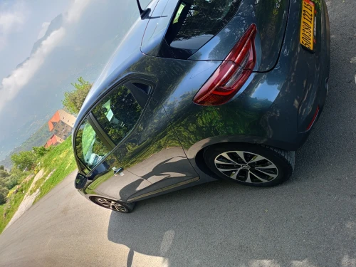 Renault Clio 2022 5 box