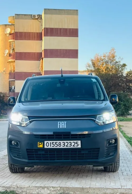 Fiat Doblo 2023 Comercial