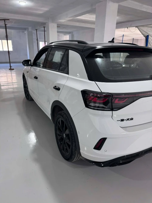 Volkswagen T-Roc 2025 R-Line 