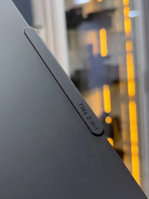 Lenovo ThinkPad T14S 2in1 ULTRA 7  Disponible Chez Morsi store dz
