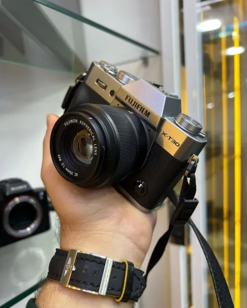 Fujifilm XT30 + Fujinon XC 35mm f/2 