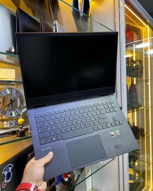 Vendu HP OMEN 16.1 Ryzen9-5900HX 16GB/1024GB, Carte Graphique NVDIA RTX3070 8GB.
