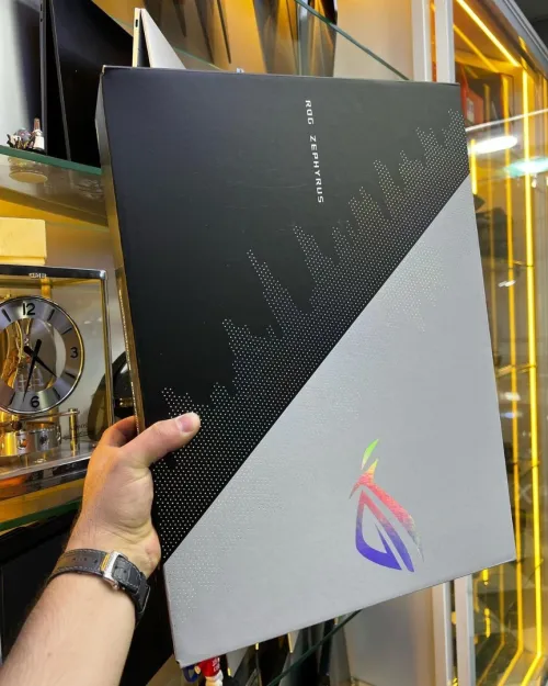 Asus ROG ZEPHYRUS M16 i9-12900H 32GB/2048GB, Carte Graphique Nvidia RTX3080Ti 16GB GDDR6