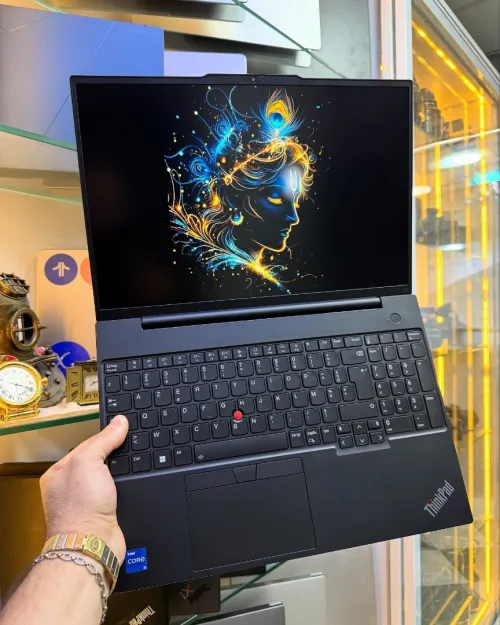 Thinkpad E16 i5-13eme 16GB/256GB 