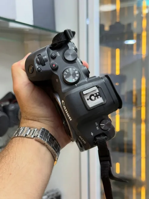 Canon R6 Nu 24K Disponible Chez Morsi store dz