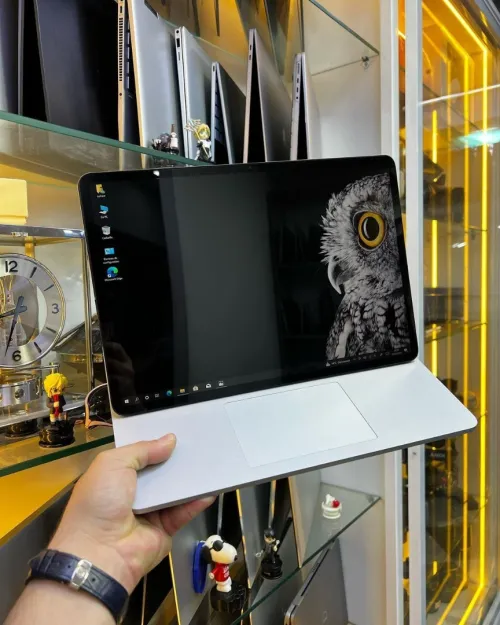 Vendu Microsoft Surface Laptop Studio i7-11TH 16GB/512GB, Intel Iris Xe graphics
