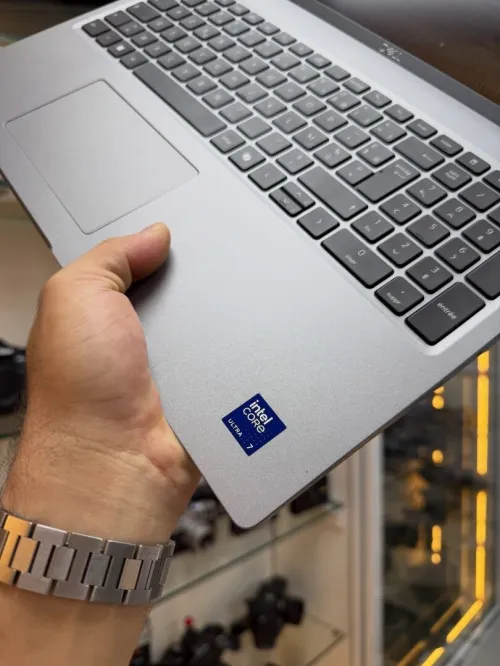 DELL LATITUDE 5550 ULTRA 7  Disponible Chez morsi store dz