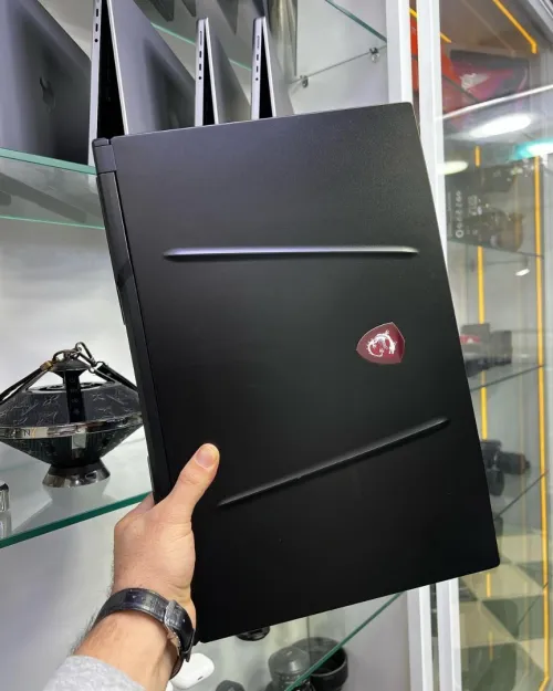 MSi GL75 LeoPard i7-10TH RTX2070 8GB