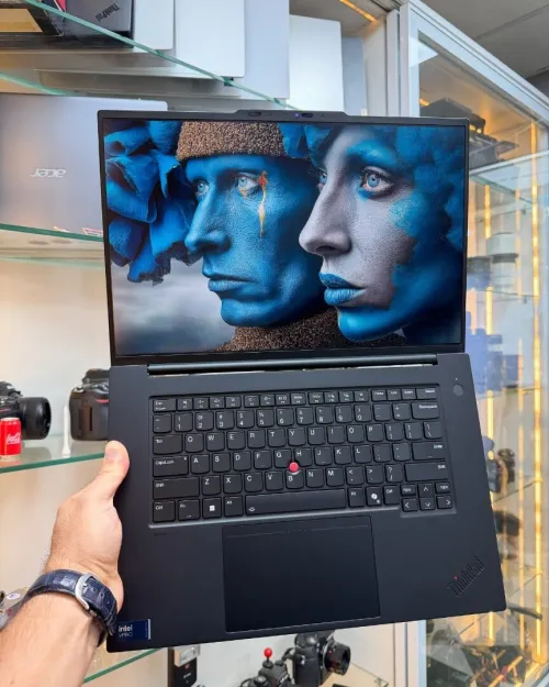 ThinkPad P1 Gen7 ULTRA 7 RTX 1000 ADA  Disponible Chez Morsi store dz