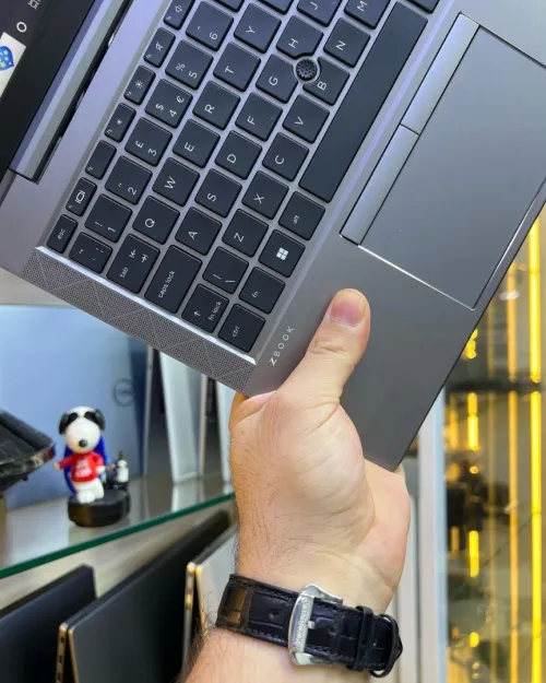 Station De Travaille Mobile HP ZBook FireFly 14 G8 i7-11eme 16/512 4GB GPU, Carte Graphique Nvidia 