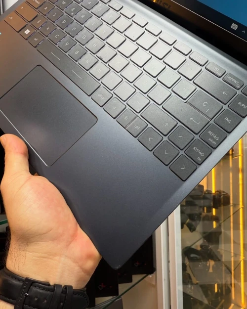 Msi Modern 14 i5/16GB/512GB  Disponible Chez Morsi store dz