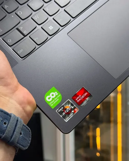 YOGA SLIM 7 Pro X R5 Creator Édition Disponible Chez Morsi store dz