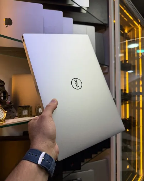 Vendu DELL XPS 15 i7-10eH 16GB/1TB GTX1650Ti Disponible chez Morsi Store Dz 