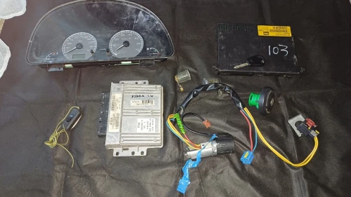 Kit de démarrage complet pour xsara ou 206 essence  160000km