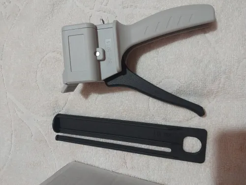 Pistolet colle corian