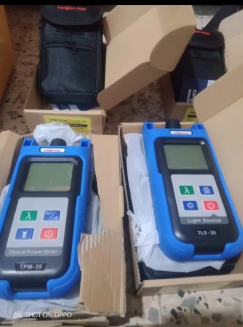 POWER METRE SOURCE LAZER LIGHT SOURCE  