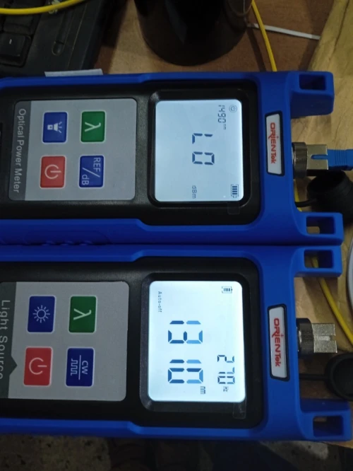 POWER METRE SOURCE LAZER LIGHT SOURCE  